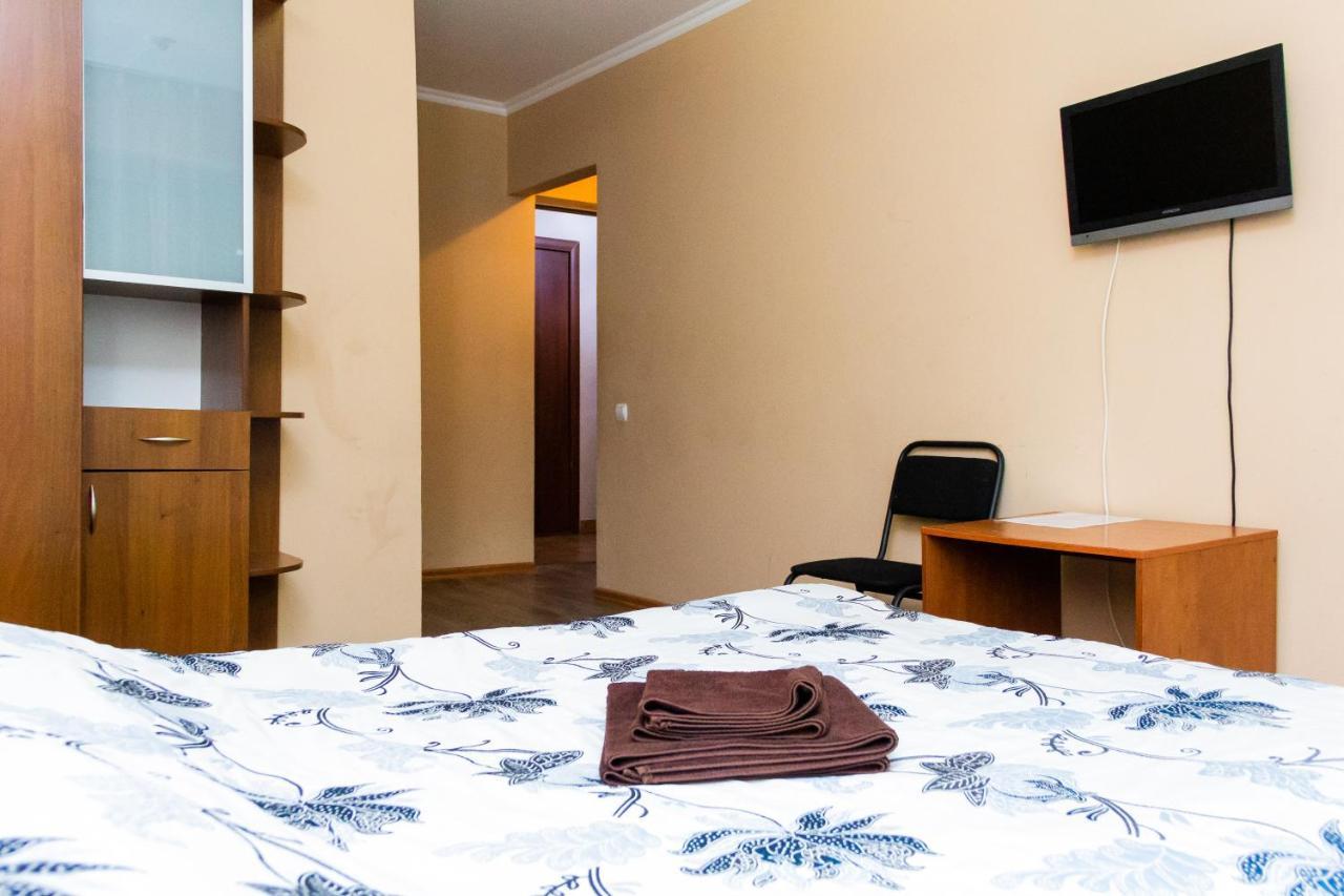 אלמטי Hotel Tahar מראה חיצוני תמונה