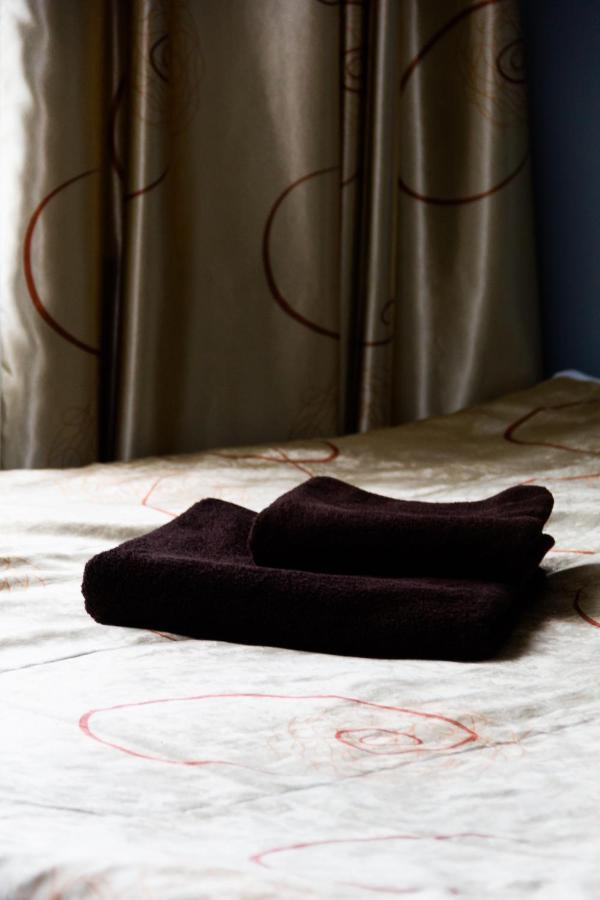 אלמטי Hotel Tahar מראה חיצוני תמונה