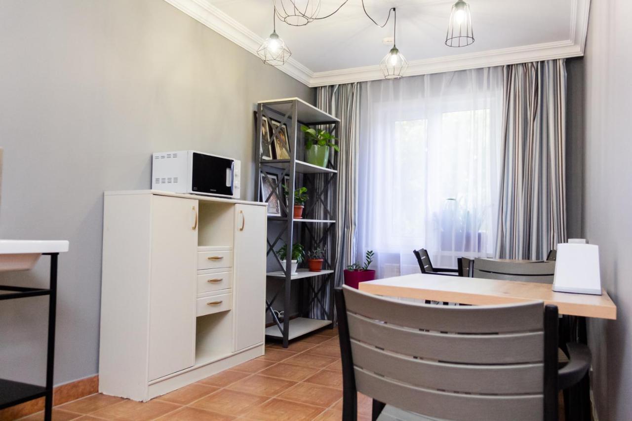 אלמטי Hotel Tahar מראה חיצוני תמונה