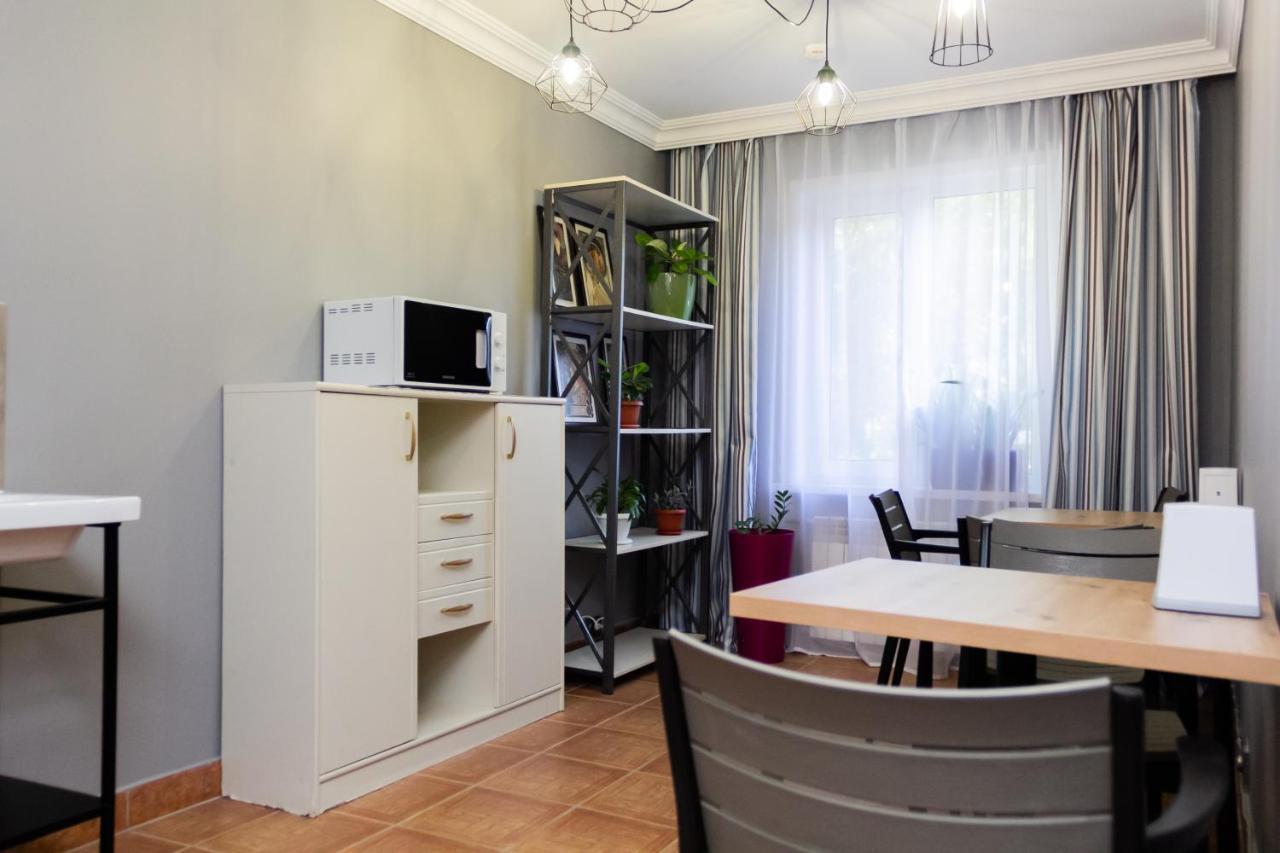 אלמטי Hotel Tahar מראה חיצוני תמונה