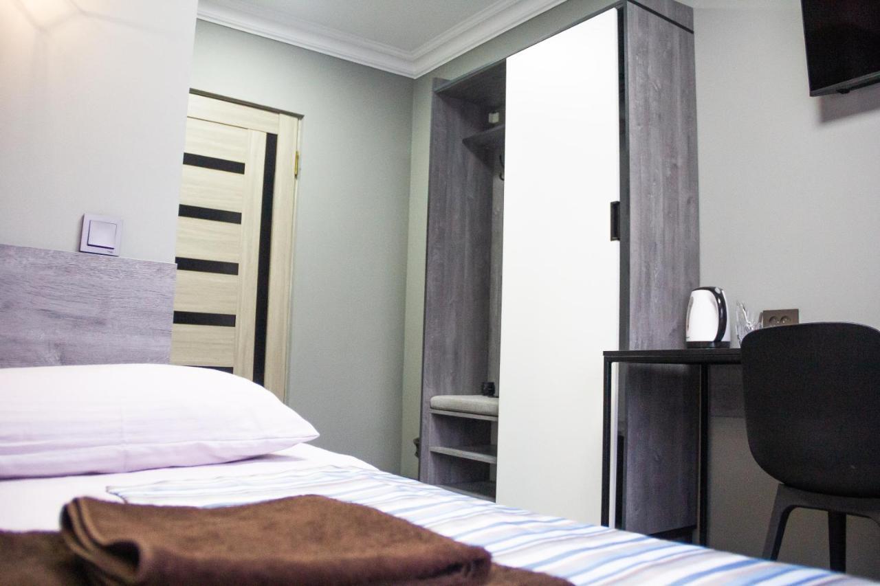 אלמטי Hotel Tahar מראה חיצוני תמונה