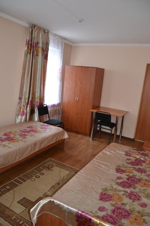 אלמטי Hotel Tahar מראה חיצוני תמונה