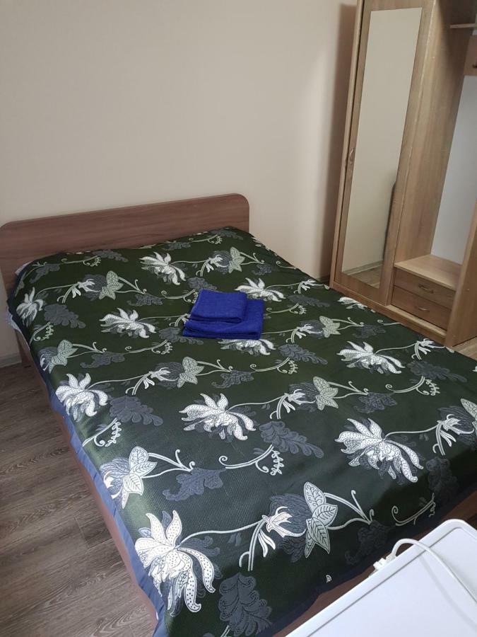 אלמטי Hotel Tahar מראה חיצוני תמונה